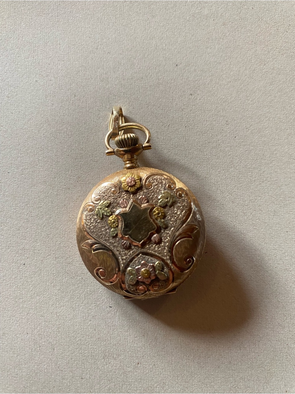 Vintage Rare Elgin Pocket Watch - Tri color Gold 14k